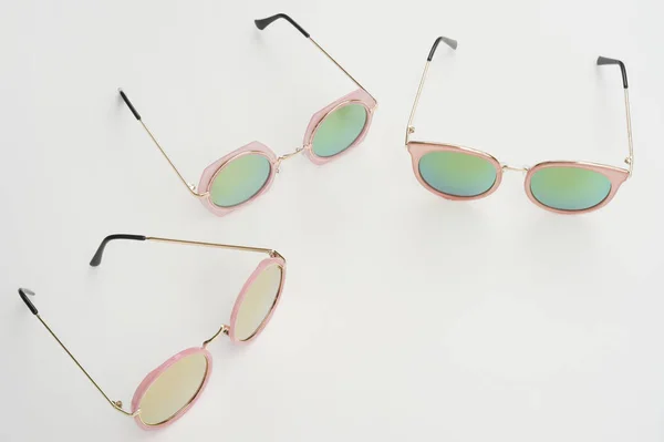 Moderne Modische Sonnenbrille Isoliert Auf Weißem Hintergrund — Stockfoto