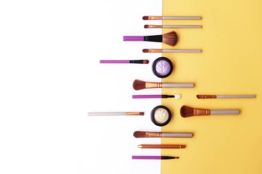 makyaj ve kozmetik ürünleri koleksiyonu düzenlendi