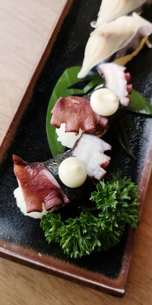 Sushi Tako Plato Tradicional Cerámica Japonesa Estilo Comida Japonesa —  Fotos de Stock