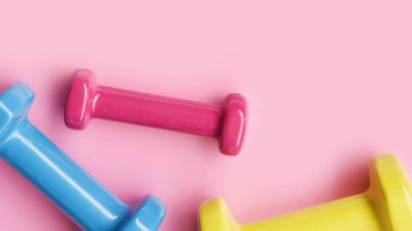 Dambılı pembe arkaplanda kapat