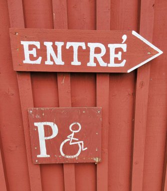 Giriş ve erişilebilir park işareti görüntüsü