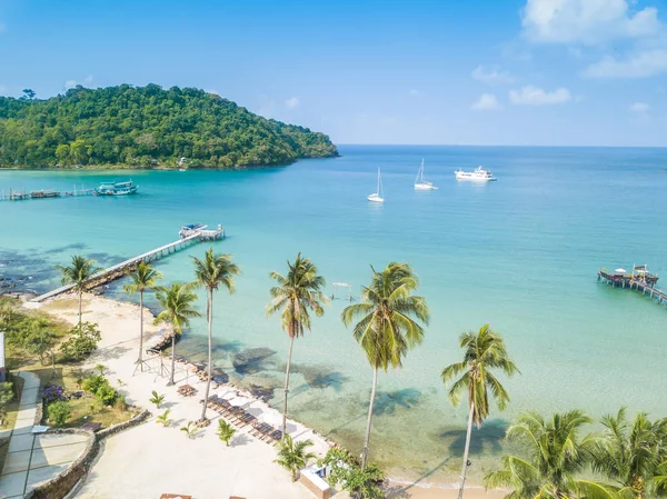 Bang-Bao defne, Koh Kood veya Koh Kut: Trat, Thailand içinde güzel beyaz kum plaj.