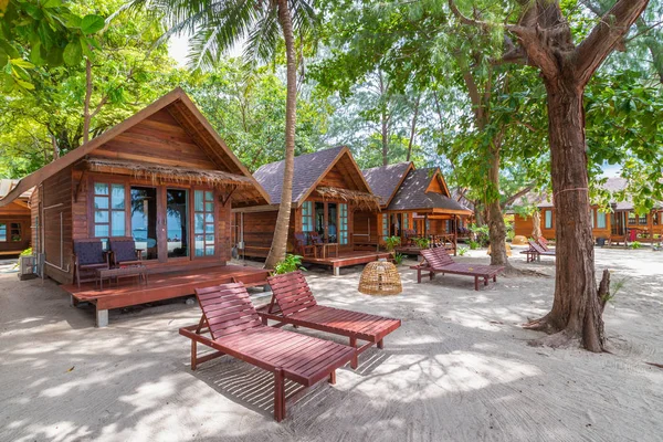 Thai Casa Estilo Tradicional Praia Areia Branca — Fotografia de Stock