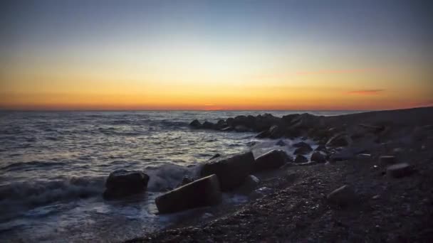 Declive Del Mar Una Playa Salvaje Olas Mar Descanso Playa — Vídeo de stock