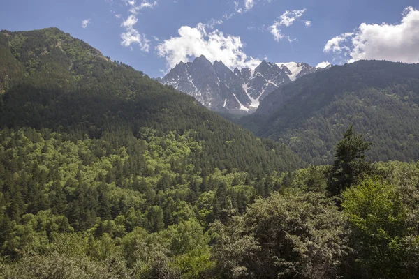 Berge Des Nordkaukasus Berggipfel Wolken Wilde Natur — Stockfoto