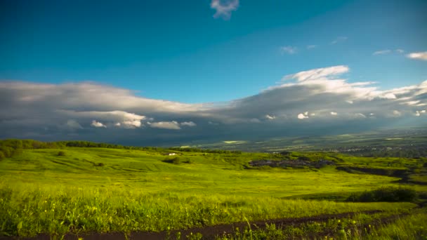 Движущиеся Облака Голубом Небе Панорама После Дождя — стоковое видео