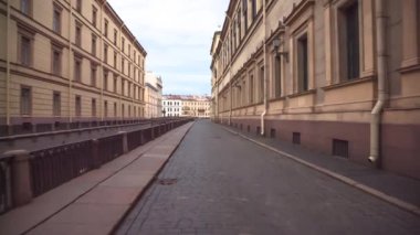 St. Petersburg şehrinde binalar ve mimari