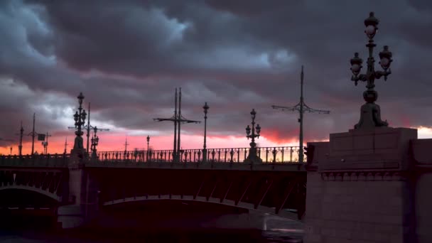 Trinity Bridge Sul Fiume Neva Architettura Della Città San Pietroburgo — Video Stock