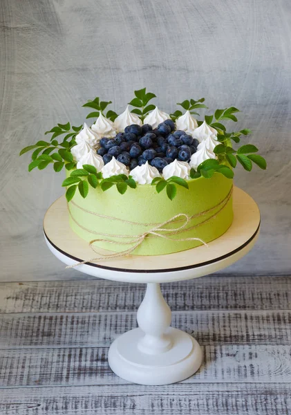 Cake Van Kindverjaardag Verpakt Biscuit Tape Met Bosbessen Merengues — Stockfoto