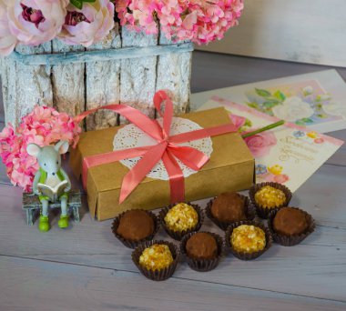 sağlıklı enerji protein barları ve badem kayısı Truffles