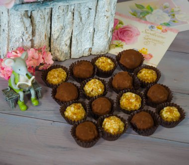 sağlıklı enerji protein barları ve badem kayısı Truffles