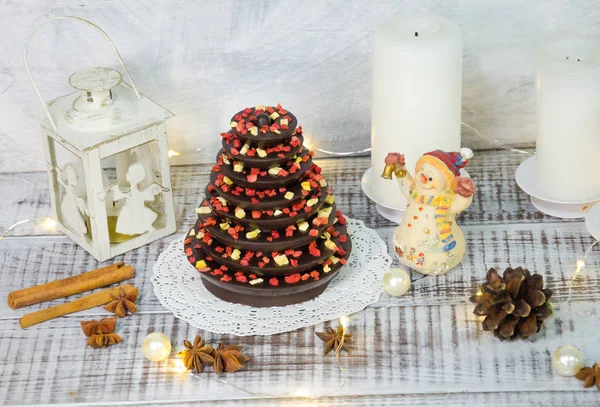 Set de decoración navideña con velas, luces y abeto — Foto de Stock