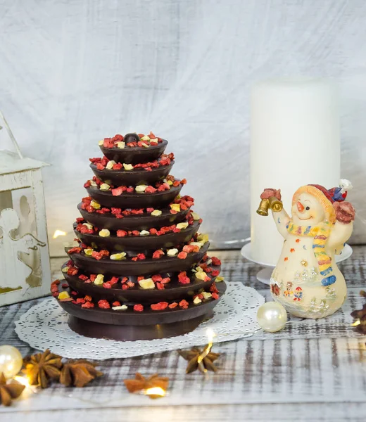 Decoração de Natal conjunto com velas, luzes e abeto — Fotografia de Stock