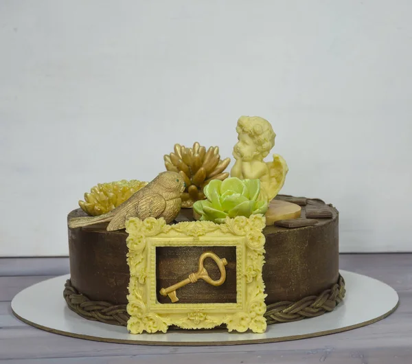 Gorgeous Extra Chocolate Cake Succulents Angel — Stock Photo, Image