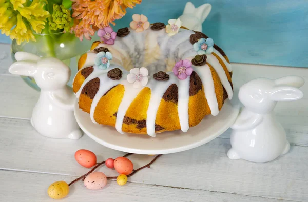 Easter Cake Holiday Outlay Wooden Decoration — Stock Photo, Image