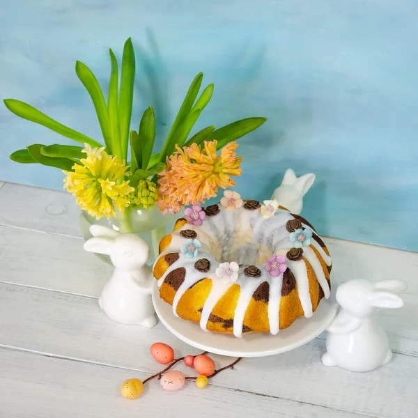 Easter Cake Holiday Outlay Wooden Decoration — Stock Photo, Image