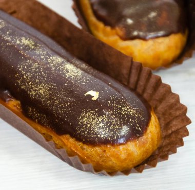 Yaldızlı jöleli ekstra çikolata ekleriName