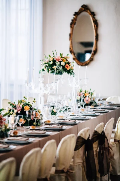 Decoração Mesa Para Uma Recepção Casamento — Fotografia de Stock