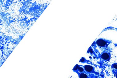 Soyut mürekkep arkaplanı. Mermer tarzı. Beyaz kağıda siyah boya dokusu. Ağ ve oyun tasarımı için duvar kağıdı. Grunge çamur sanatı. Kalem suyunun makro resmi. Koyu Smear