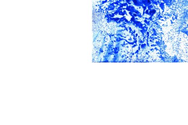 Soyut mürekkep arkaplanı. Mermer tarzı. Beyaz kağıda siyah boya dokusu. Ağ ve oyun tasarımı için duvar kağıdı. Grunge çamur sanatı. Kalem suyunun makro resmi. Koyu Smear