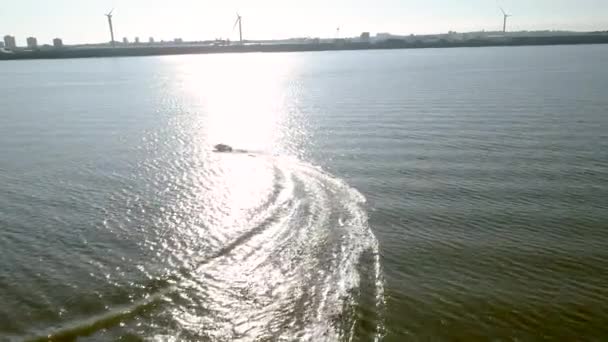 Drone Follows Speedboat River Mersey Front Liverpool Docks — Stock Video