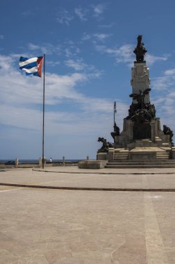 Havana/Küba 25 Mayıs 2006 - Küba bayrağı uçan