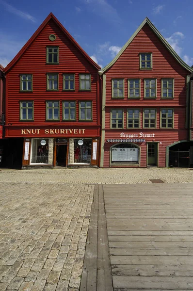 Bergen Noruega Julho 2006 Edifícios Clássicos Madeira Emoldurados Bryggen — Fotografia de Stock