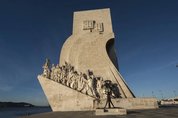 LISBON / PORTUGAL 10 ARALIK 2006 Keşifler Anıtı