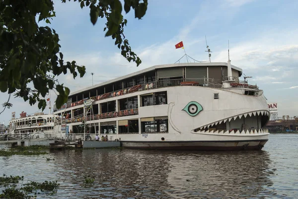 Πόλη Τσι Μινχ Βιετνάμ Μαρτίου Στον Ποταμό Εστιατόριο Βάρκα Στον — Φωτογραφία Αρχείου