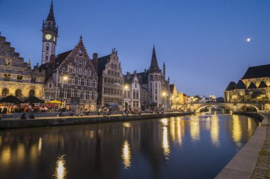 Evneing Graslei, Gent, Belçika Ortaçağ bölümünü kıyısında