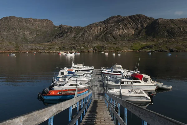 Село Sismiut Західній Ґренландії Влітку — стокове фото