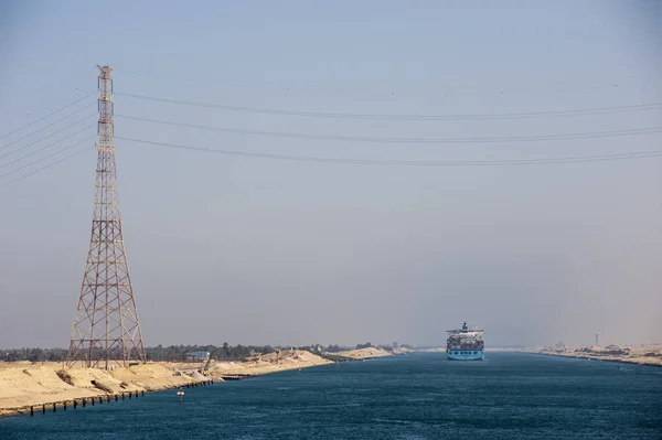 Een Groot Containerschip Het Suez Kanaal Buurt Van Zuidkant Van — Stockfoto