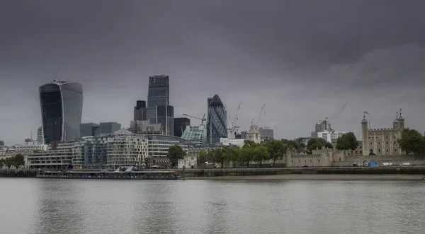 Blick Morgengrauen Auf Die Stadt London Vom Südufer Der Themse — Stockfoto