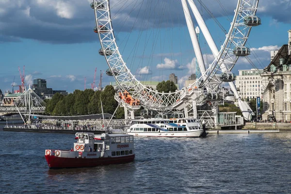 London Eye Aus Westminster Einem Sommertag — Stockfoto