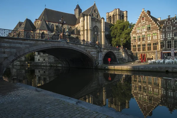 Een Mooie Zomerochtend Medeival Sectie Van Gent België — Stockfoto