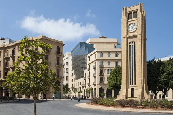 Nejmeh square Beyrut merkezi iş bölgesinde yer alan ve Lenbonese Parlamentosu konumunu