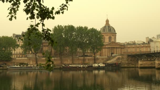 Statisk Sköt Floden Seine Och Institut France Paris Gryningen — Stockvideo