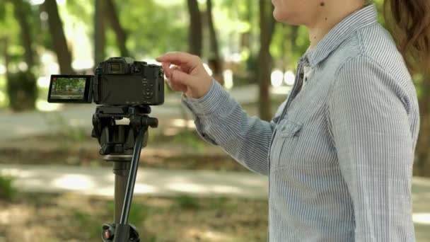 Woman Set Self Timer Tripod Mounted Camera Takes Selfie She — Stock Video