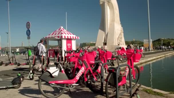 Lissabon Portugal Mei 2019 Opgebouwd Van Elektrische Fietsen Spring Van — Stockvideo