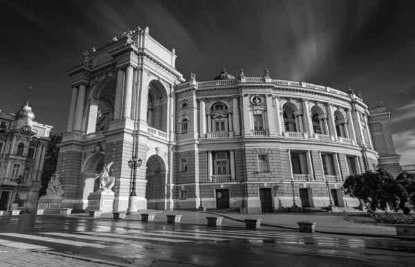 Larga Exposición Blanco Negro Odessa Opera House Ucrania — Foto de Stock