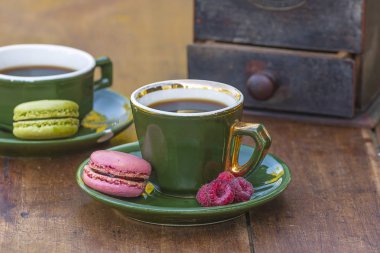 Vintage bardak kahve, kurabiye, eski Kahve değirmeni 