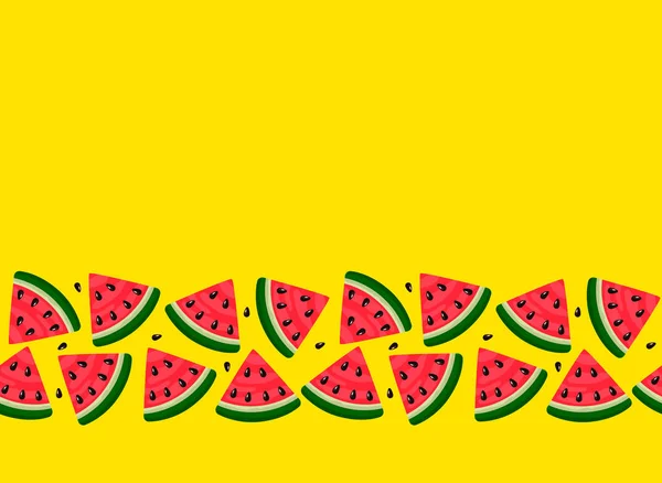 Skivor av vattenmelon på en gul bakgrund. Sommar sömlös textur med plats för text. platt isolerad vektor illustration för webb och utskrift — Stock vektor