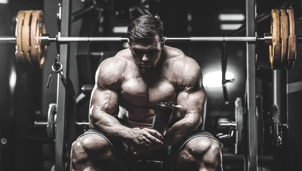 Brutal Sexy Stark Bodybuilder Athletische Fitness Mann Pumpt Bauchmuskeln Workout — Stockfoto