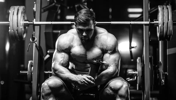 Brutale Sexy Sterke Bodybuilder Atletische Fitness Man Pompen Buikspieren Workout — Stockfoto