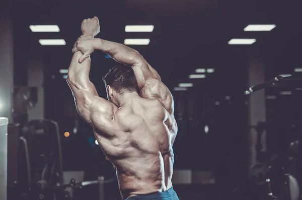 Bonito Brutal Caucasiano Forte Jovem Muscular Homem Modelo Aparência Treino — Fotografia de Stock