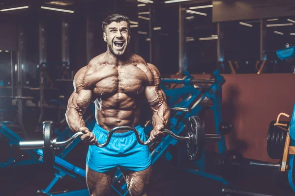 Bonito Jovem Ajuste Muscular Caucasiano Homem Treinamento Treino Aparência Modelo — Fotografia de Stock