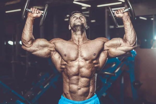 Bonito Jovem Ajuste Muscular Caucasiano Homem Treinamento Treino Aparência Modelo — Fotografia de Stock