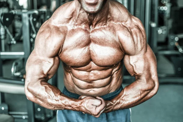 Brutal Stark Bodybuilder Athletisch Gealtert Mann Pumpt Muskeln Workout Bodybuilding — Stockfoto