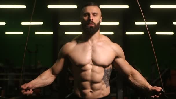 Knappe Sterke Atletische Mannen Touw Spier Workout Fitness Bodybuilding Concept — Stockvideo