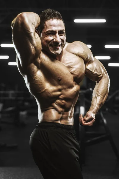 Bello Forti Uomini Atletici Pompaggio Muscoli Allenamento Bodybuilding Concetto Sfondo — Foto Stock